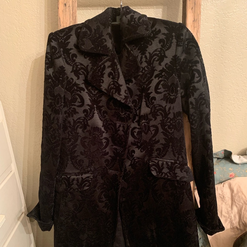 Beautiful flocked jacket